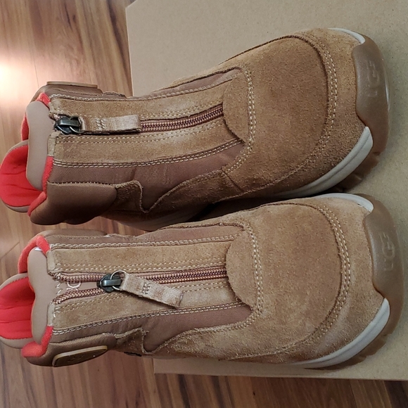Ugg boots - Picture 5 of 7